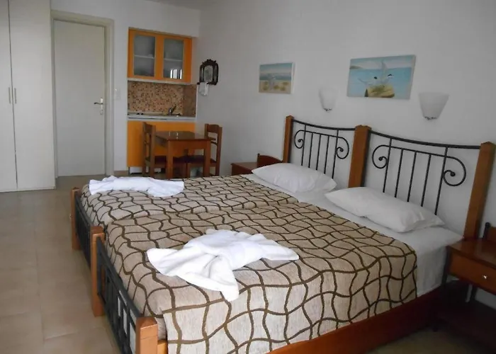 Summerfell * Agia Anna (Naxos)