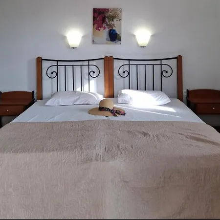 Summerfell Αγία Άννα